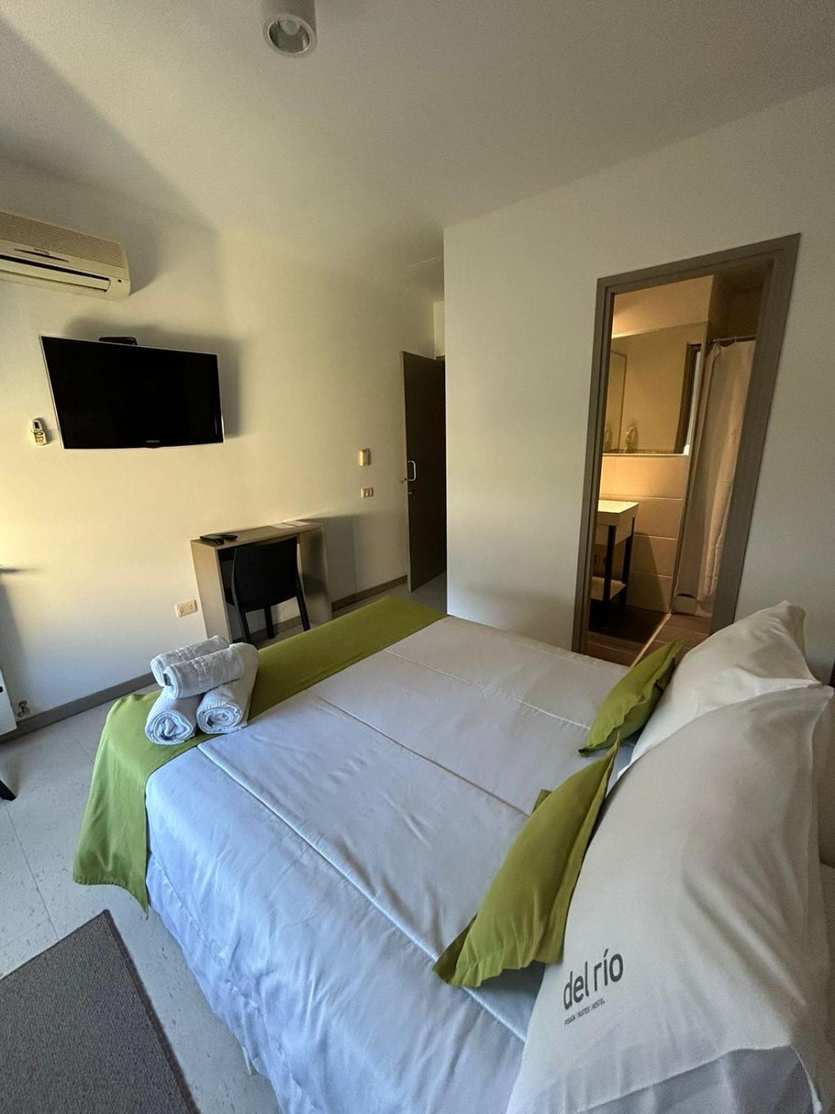 Hostel & Suites Del Rio Colonia del Sacramento Exterior photo